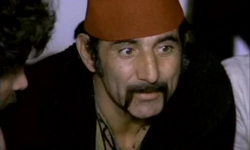 Jean Constantin a fost Ismail, în filmul ”toate pânzele sus” jpeg