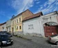 Casa din Orastie unde a locuit si placa memoriala, cu anul nasterii scris gresit Foto Daniel Guta (2) jpg