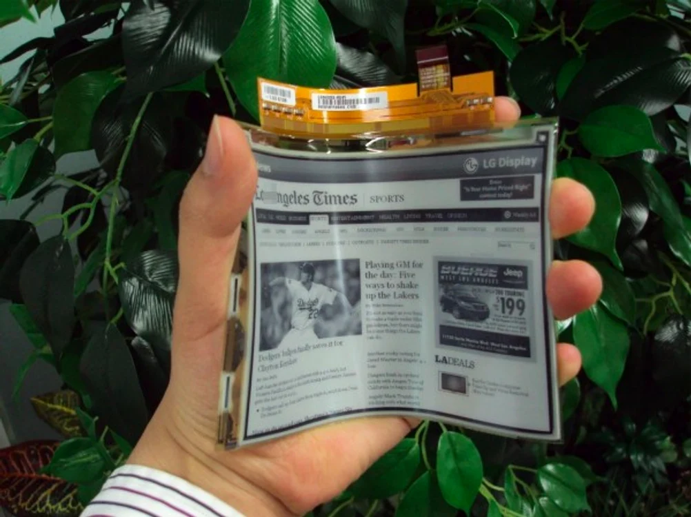 
    Primul e-paper display flexibil  