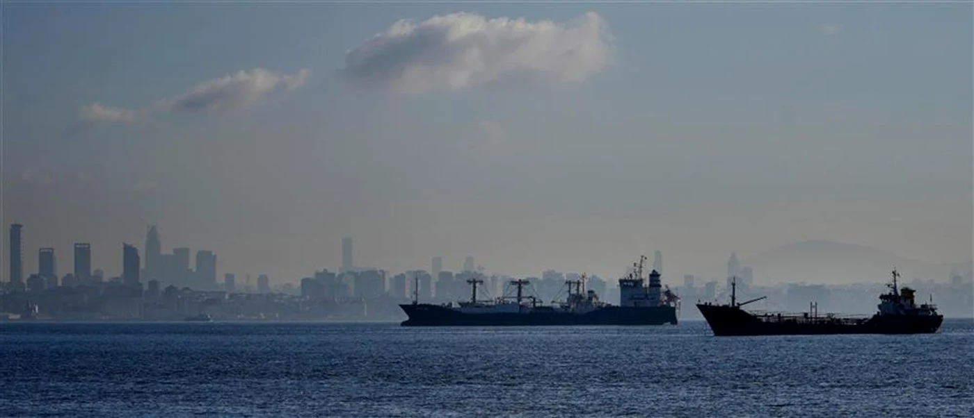 Nave civile în apropiere de Odesa