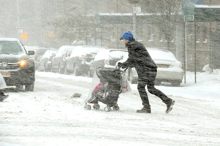 
    Este ”cod portocaliu” în zonele înalte din județele Hunedoara, Suceava, Neamț va ninge viscolit, până în această seară (16 ianuarie)FOTO: Click!  