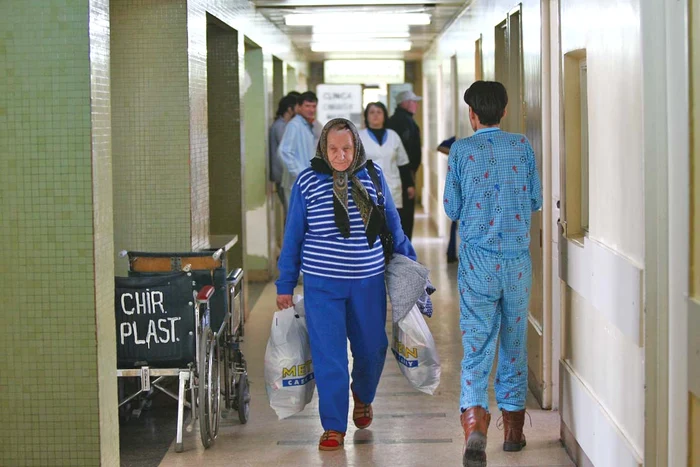 Bolnavii riscă să plece acasă cu mai multe afecţiuni decât aveau la internare