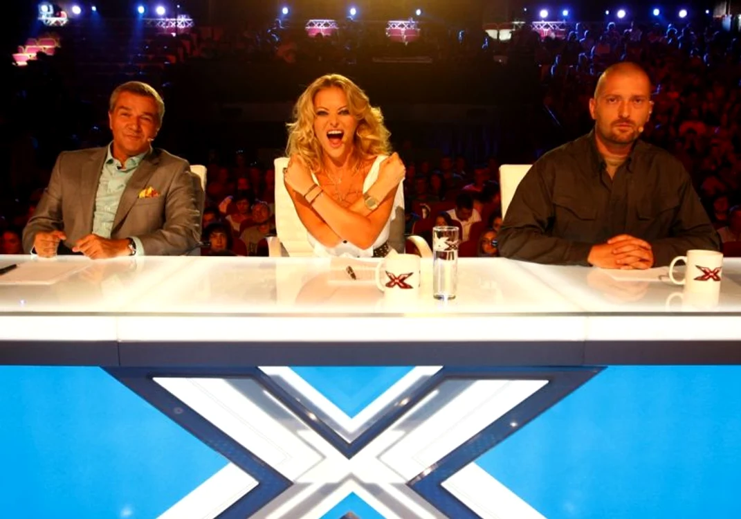 
    Dan Bittman, Delia şi Cheloo, juriul din sezonul al treilea al «X Factor»  