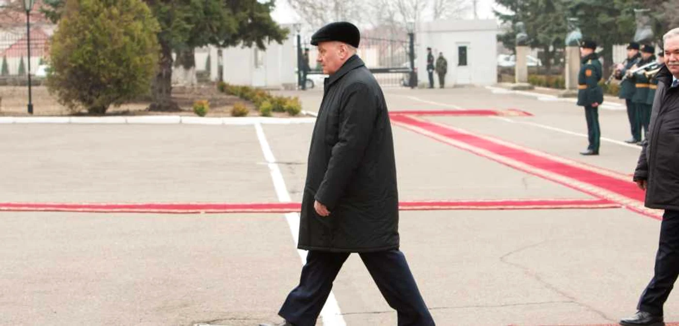 Nicolae Timofti trebuie să preia iniţiativa. FOTO Alexandru Tarlev