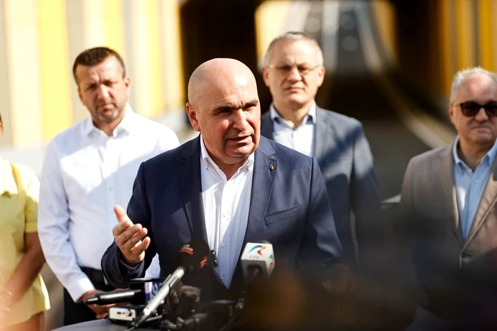 Ilie Bolojan a fost prezent la inaugurarea celor două pasaje rutiere, la Oradea. FOTO: Facebook