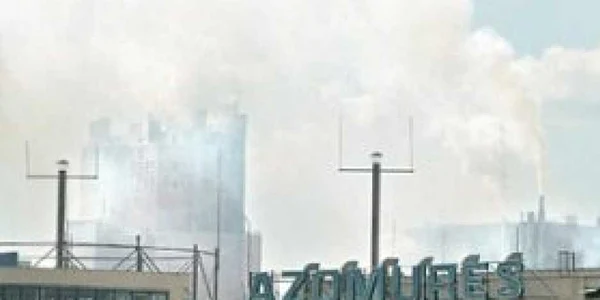 Patronatele din chimie cer anularea majorării tarifelor de transport al gazelor