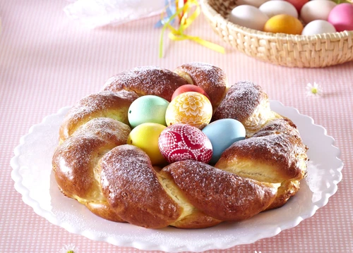 Easter wreath + stepsEaster braided wreath jpeg