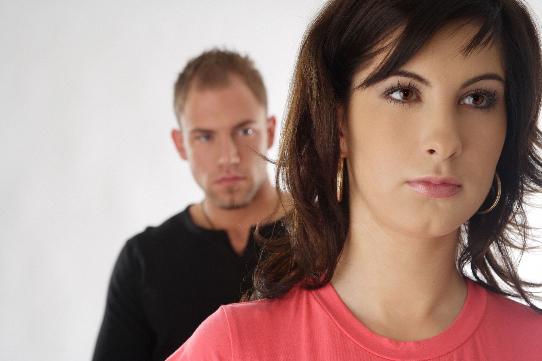 „O suspectam pe soția mea de infidelitate, dar ce am aflat a fost mult mai rău”. Un bărbat a fost în stare de șoc când a descoperit adevărul „O suspectam pe soția mea de infidelitate, dar ce am aflat a fost mult mai rău”. Un bărbat a fost în stare de șoc când a descoperit adevărul