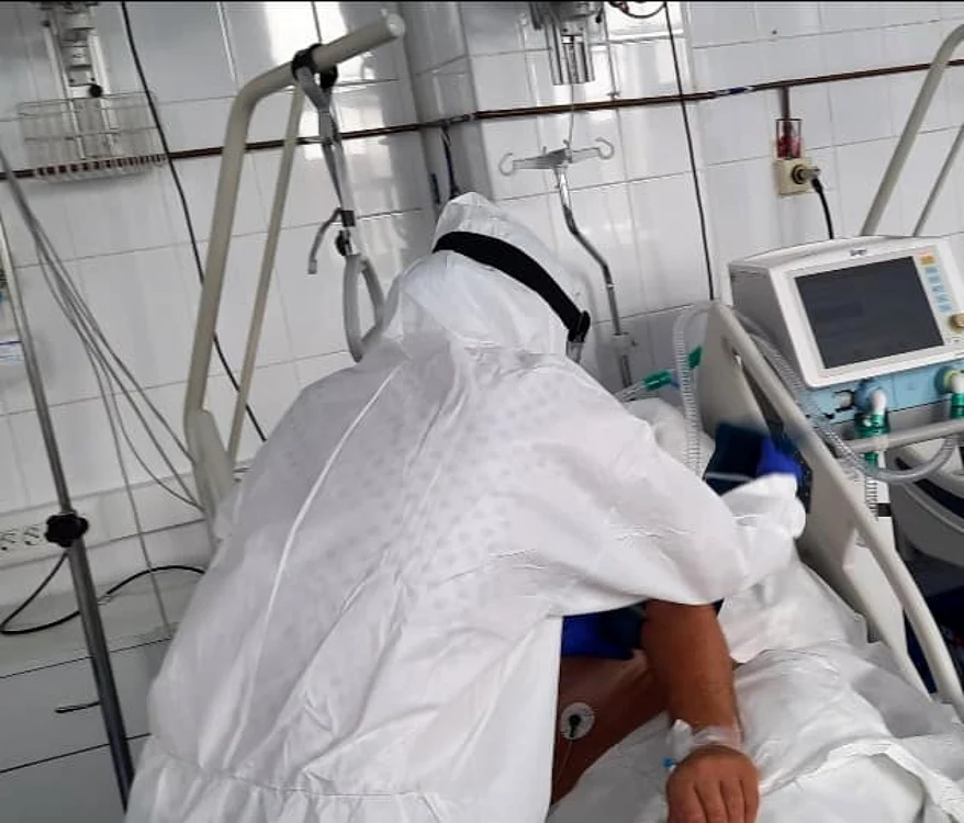 Cazurile grave de la ATI-COVID implică un mare consum nervos din partea medicilor