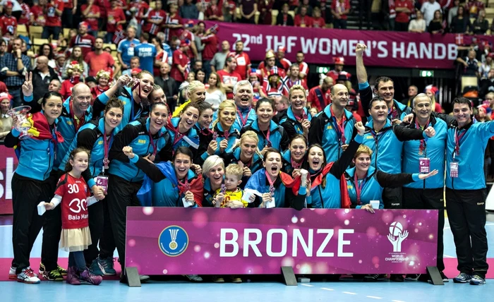 Naţionala de handbal feminin