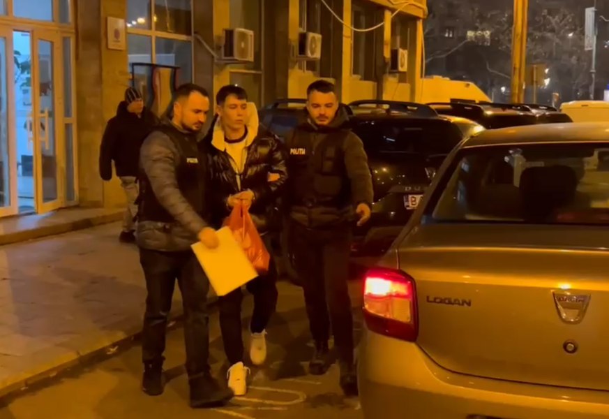 Fiul unui milionar din București, arestat pentru tentativă de omor. Ar fi înjunghiat un tânăr din cauza unei datorii