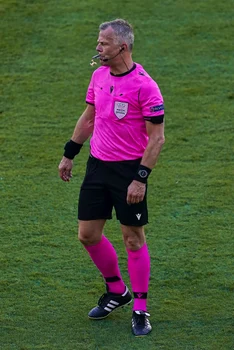 7 bjorn kuipers cel mai bogat arbitru din lume 1 jpg jpeg