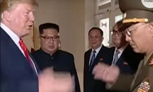 VIDEO Trump s a apropiat de un general nord coreean  Ce a urmat a fost intens criticat de americani jpeg