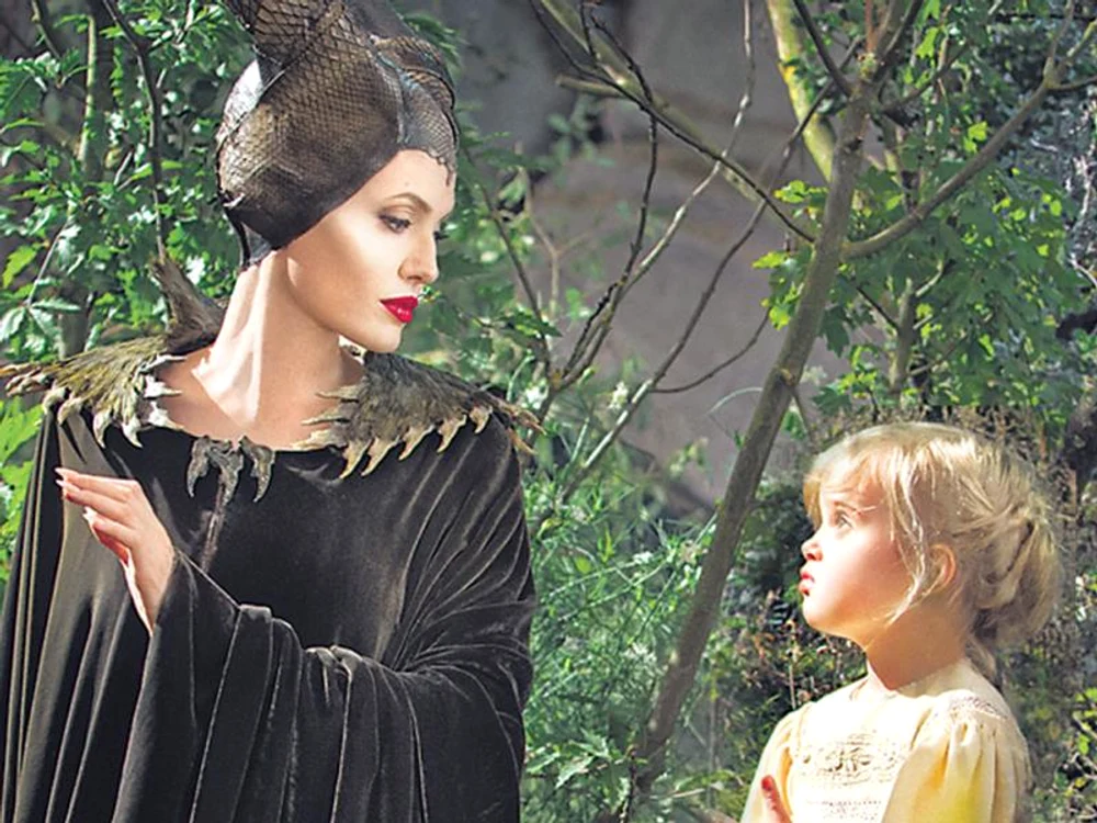 Vivienne a avut ocazia să joace alături de mama sa în pelicula ”Maleficient”.foto: Cinemagia