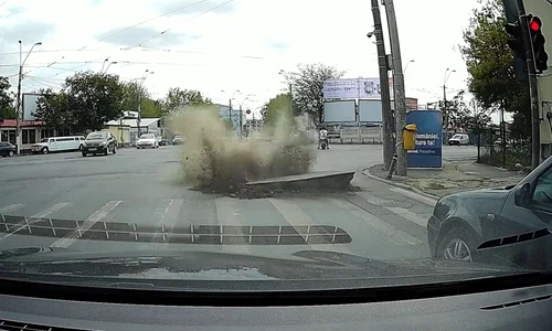 explozie asfalt bucuresti jpg