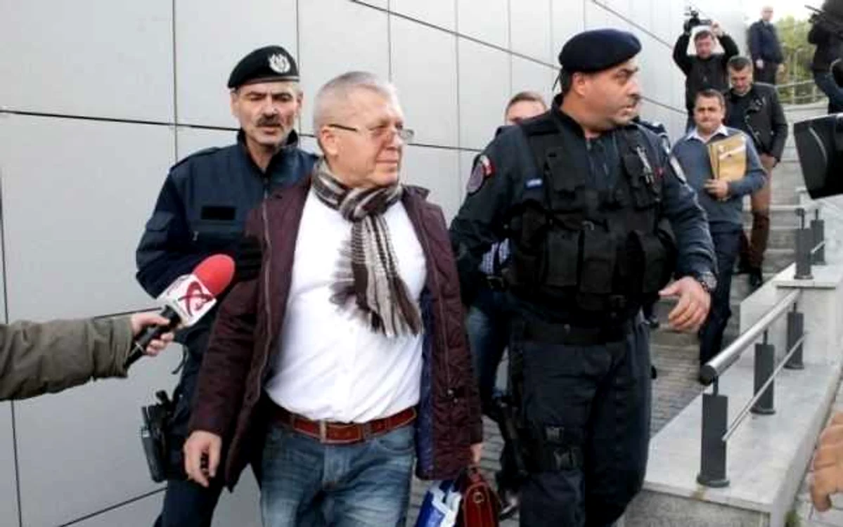 Dan Anton a fost condamnat la 2 ani şi 9 luni de închisoare cu suspendare