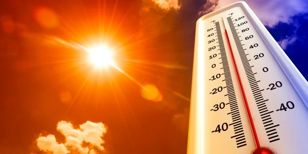 Canicula - caldura - termometru -meteo - FOTO Shutterstock