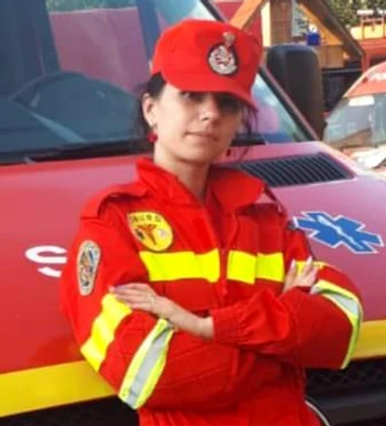 Isabela este polițistă la Ocna Sibiului și voluntar SMURD FOTO: oradesibiu.ro