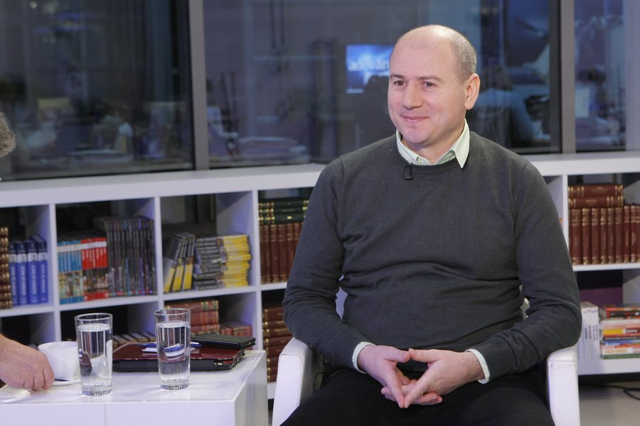 Istoricul Dorin Stănescu, despre Afacerea Strousberg: „O parte din bani au ajuns și la politicienii noștri“ INTERVIU