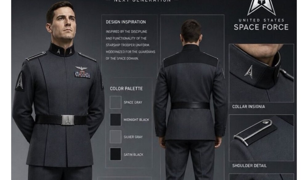 Trump prezintă noile uniforme ale Forțelor Spațiale americane, inspirate din filmul „Starship Troopers”