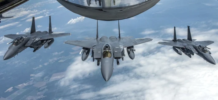 Japonia și Italia organizează exerciții militare comune FOTO defenseone.com