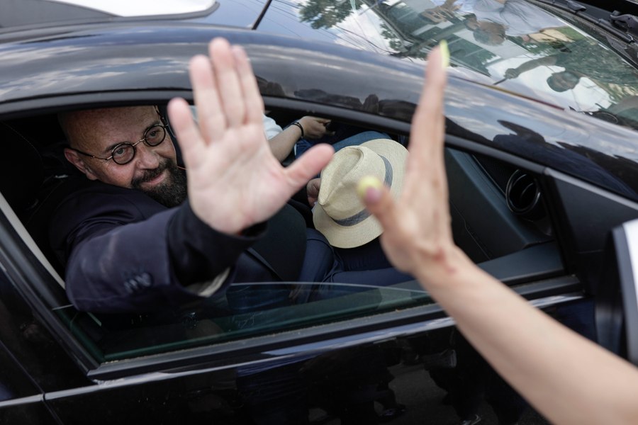 Piedone cere Coaliției să anunțe candidatul la Primăria Capitalei: În caz contrar, îmi pun experiența în slujba cetăţenilor