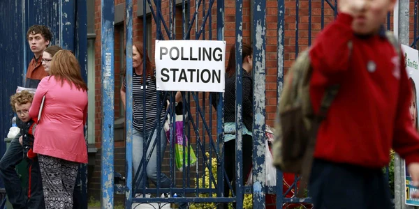 sectie de votare Irlanda foto reuters