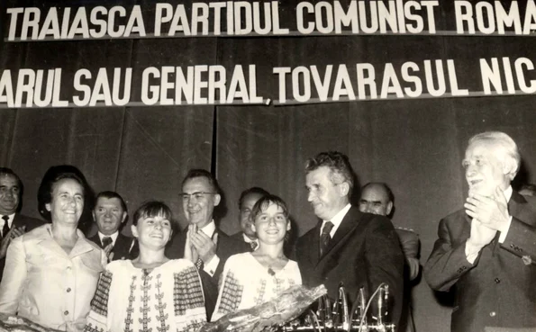 Sala Sporturilor şi Culturii din Capitală. Acordarea, de către Nicolae Ceauşescu, a unor înalte ordine şi medalii fruntaşilor sportivi la Jocurile Olimpice de la Montreal – 1976. Conferirea titlului de „Erou al Muncii Socialiste” şi Medalia de aur „S