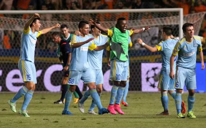 Fotbaliştii de la Astana au celebrat în Cipru o calificare istorică. FOTO: Guliver / GettyImages