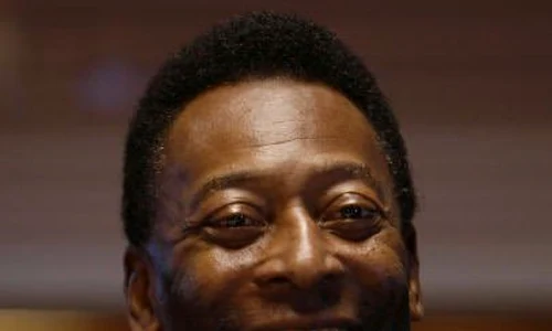 1 legendarul fotbalist brazilian pele 10 jpg jpeg