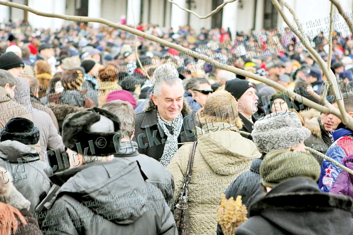 Controversatul  lider sindical  Miron Cozma a  asistat la slujba de  Bobotează de pe  faleza Cazinoului