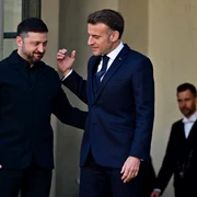 Zelenski și macron   paris coaliția voluntarilor FOTO profimedia jpg