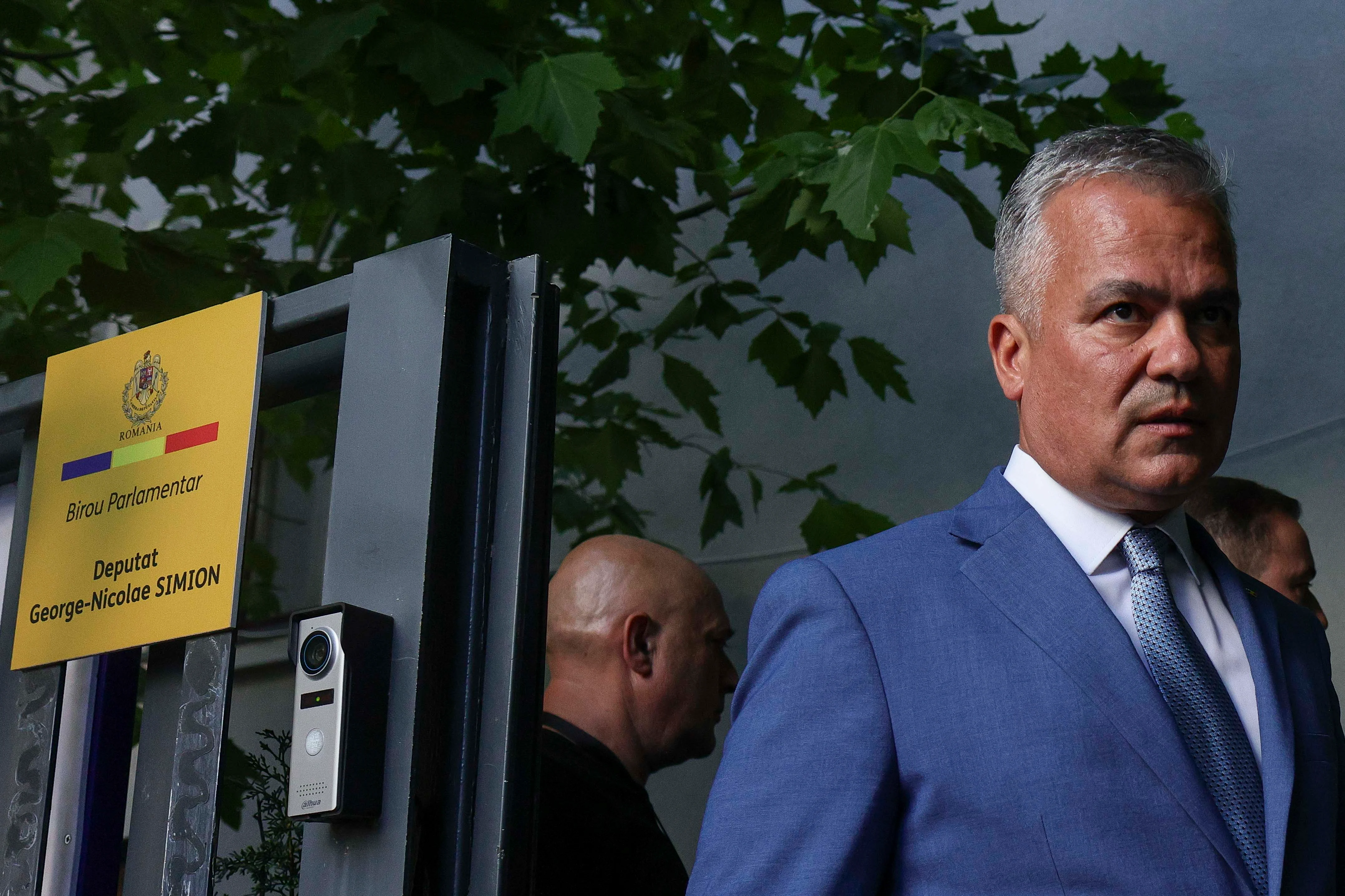 Cum se vede din Ungaria blocajul politic din România: o criză profundă și un președinte izolat