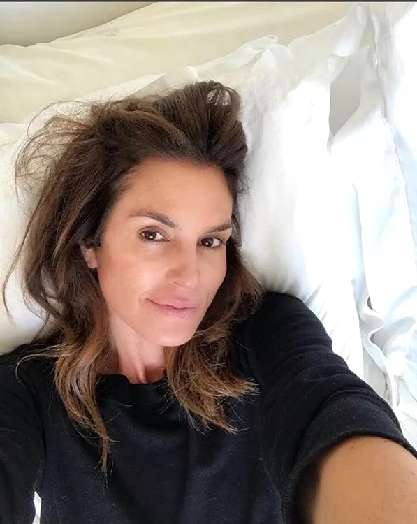 Aşa arată Cindy Crawford fără strop de machiaj