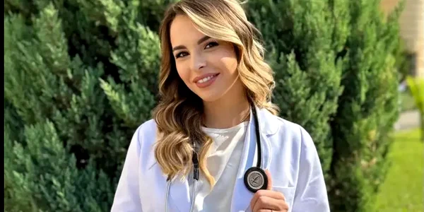 ioana ducu facebook webp