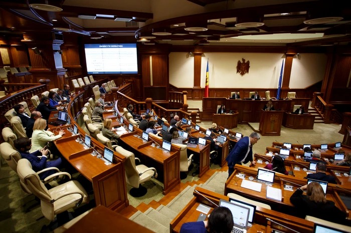 Parlamentul a ratificat acordul care prevede construcția apeductului