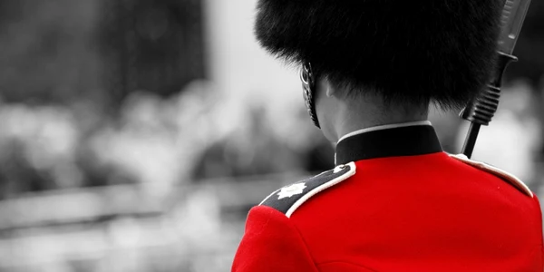 coldstream guards gardieni regali britanici foto shutterstock