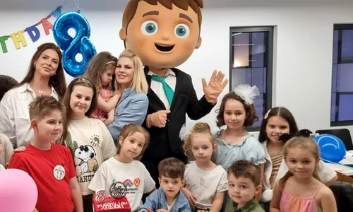  Adina Postelnicu din trupa Heaven este foarte legată de nepoțelul ei, Maxim, fiul surorii sale, Roxana
