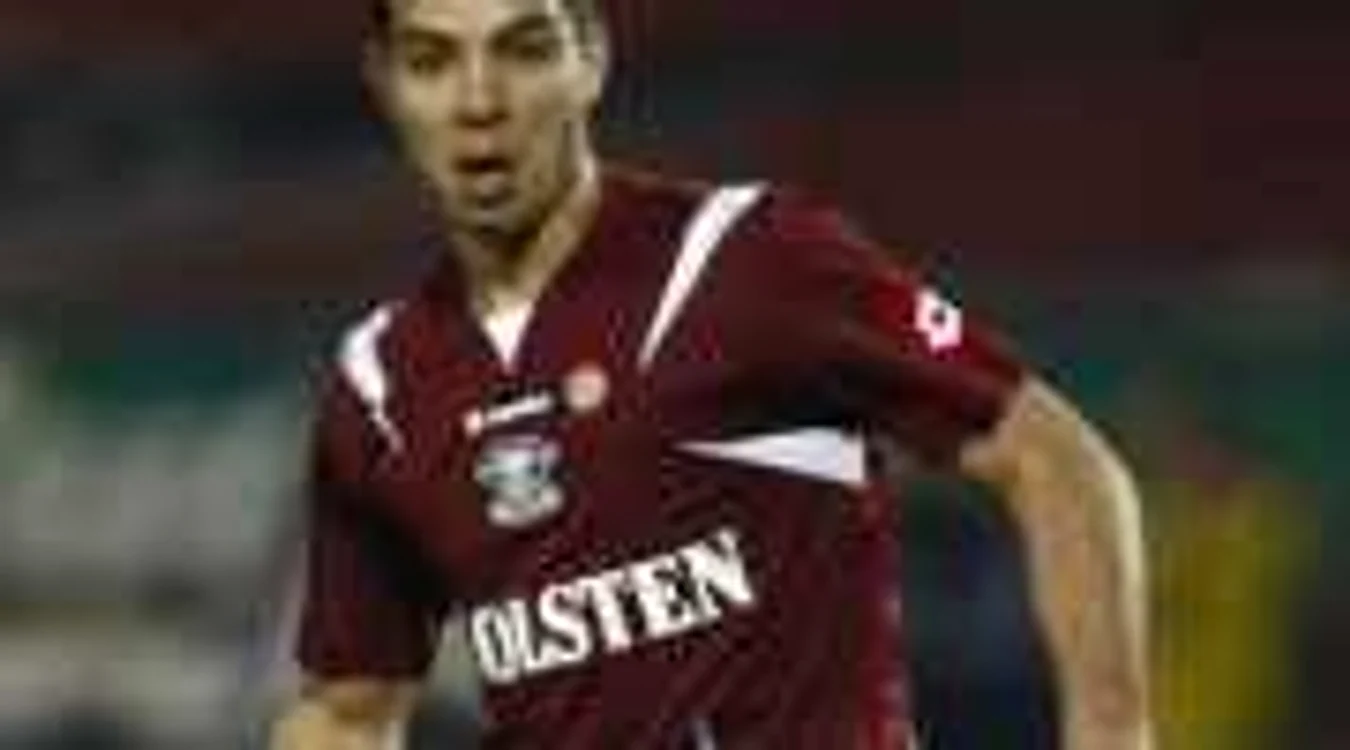 FOTBAL: Marius Constantin, înjurat de fani