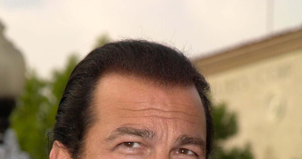 Steven Seagal își vinde conacul din Moscova pentru 7,5 milioane de dolari