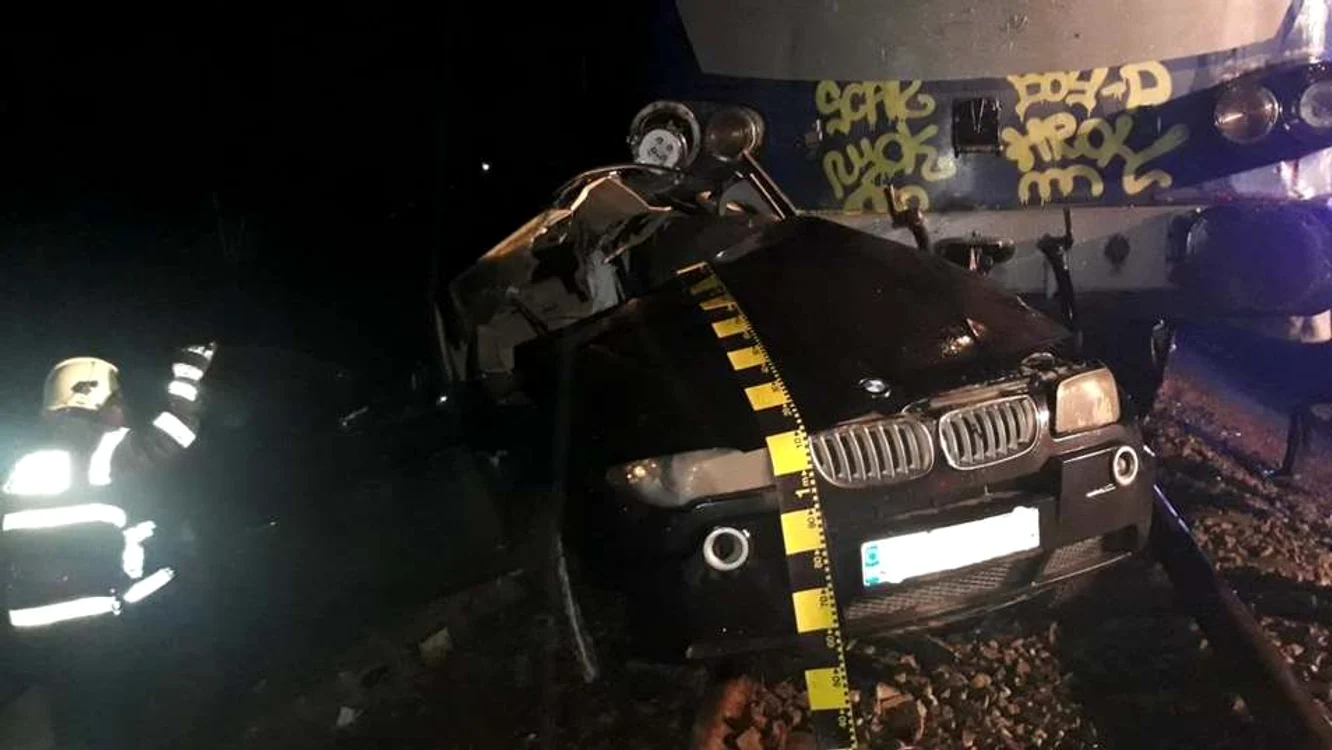 Imagini cumplite de la locul accidentului