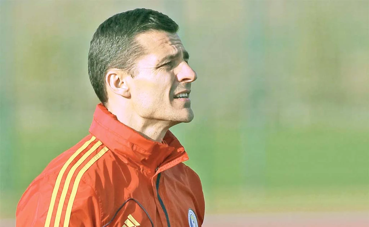 
    Costel Gâlcă  