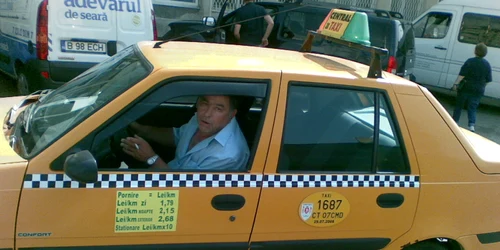 Bărbatul din imagine este taximetristul agresor