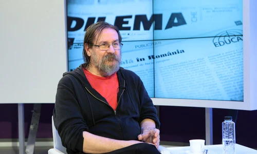 „Văd că lumea se închide tot mai mult“   dialog cu Dan PERJOVSCHI jpeg