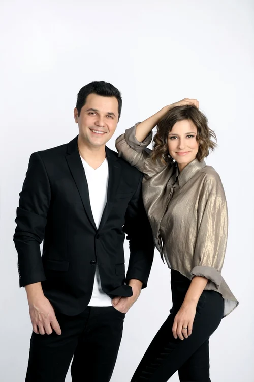 Cove şi Dana rogoz vor fi prezentatorii emisiunii „Mă însoară mama!“ de la ProTV