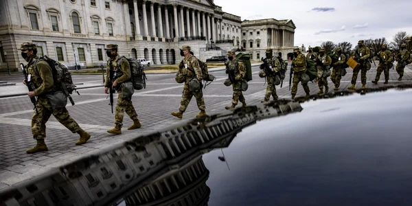 Măsuri de securitate fără precent în Washington pentru investirea noului preşedinte al americii. soldaţi. foto gettyimages