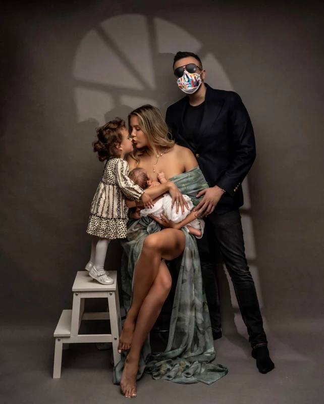 Emily Burghelea, nou shooting cu familia ei