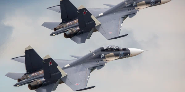 Avioane de lupta rusesti SU 30 FOTO Shutterstock jpg