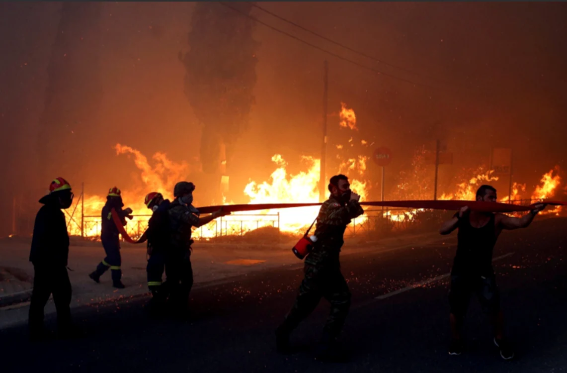 
    Atenţie, români, sunt incendii de vegetaţie în Greciafoto: news.ro  