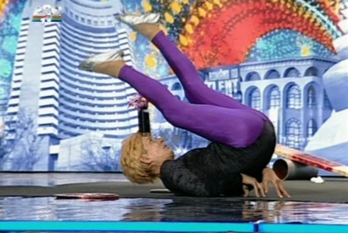 
    Angela Cora a trecut în faza următoare  